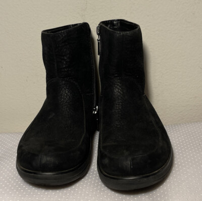 FitFlop Loaff Shorty Zip Nubuck Boot Shoes Style 594-001 Black Size