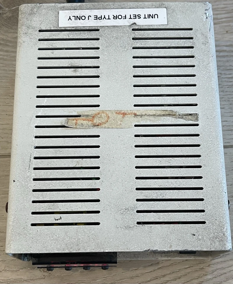 欧米茄 CSI32 系列迷你台式控制器 - 按原样 - 未测试 - 请参阅图片 — 第 3/4 张图片