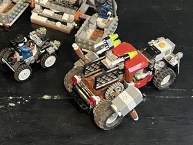 LIMITED RELEASE LEGO Monster Fighters: The Zombies 9465 & 9462 With Instructions