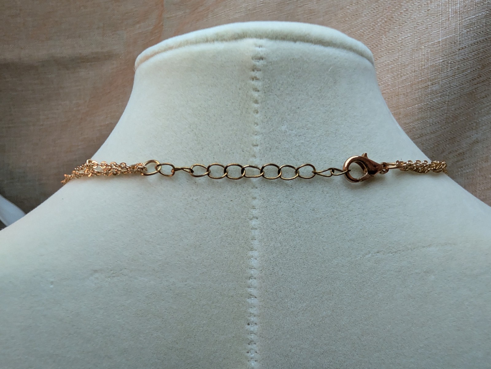 Double Layer Hammered Disc Pendants Necklace Gold… - image 8