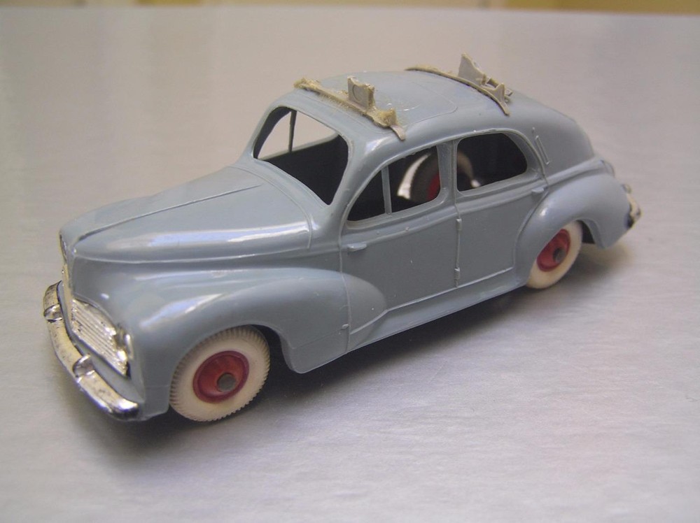 Norev Peugeot 203 plastic vintage model made in France 1/43 scale