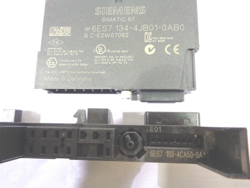 Siemens ET200S 6ES7 151-1BA02-0AB0 Schnittstellenmodul mit Ein-/Ausgangsmodulen - Bild 7 von 11