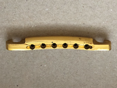 Gibsonテールピース Gold Gibson Historic Lightweight Tailpiece Gold | The Music Zoo