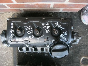 VW Passat.Audi A6.2,5 TDI-150ps.AFB.Zylinderkopf kmpl.Bj99.links