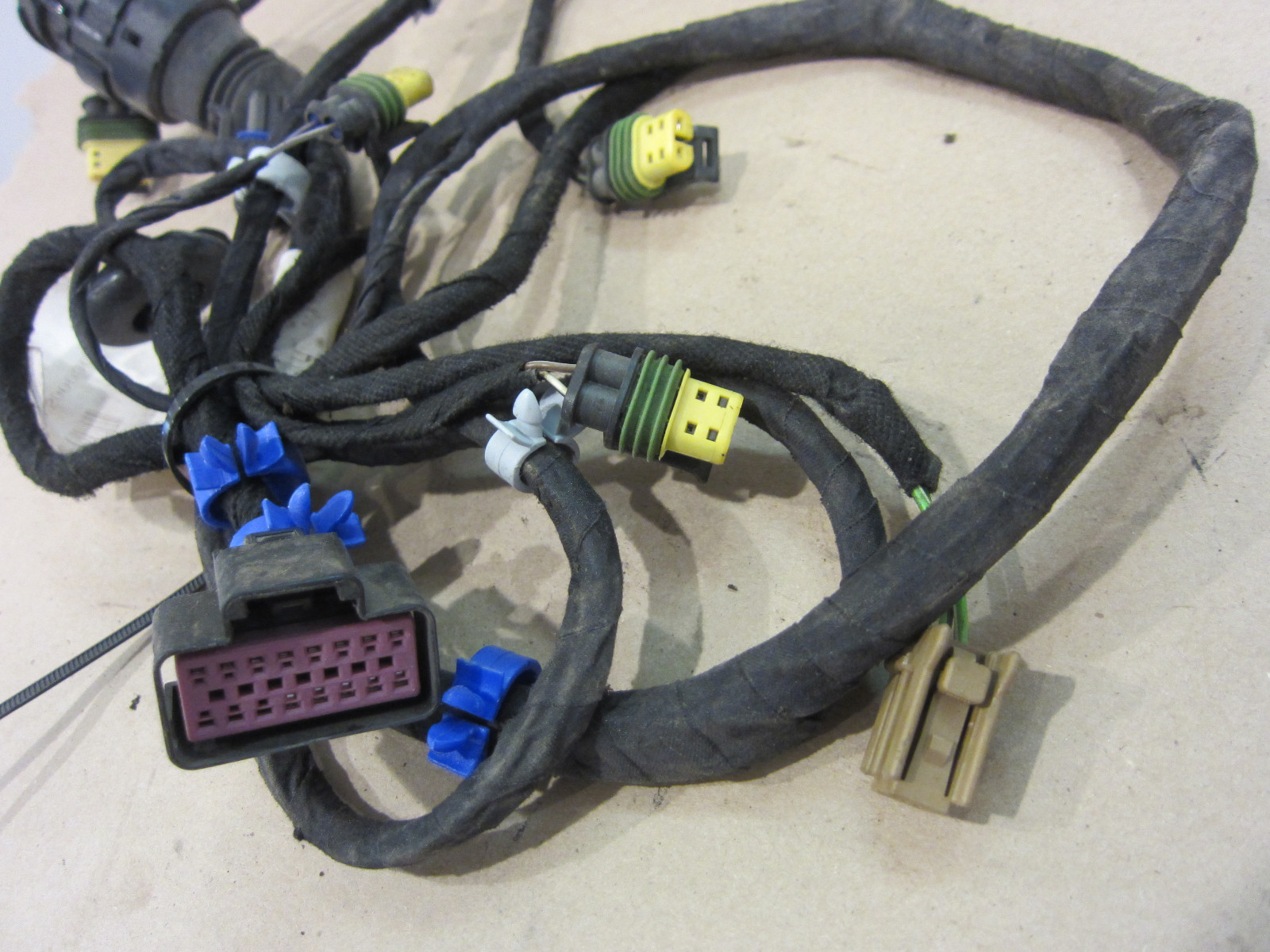 Maserati Quattroporte Rear Door Electrical Connection Cables/Harness. 200536