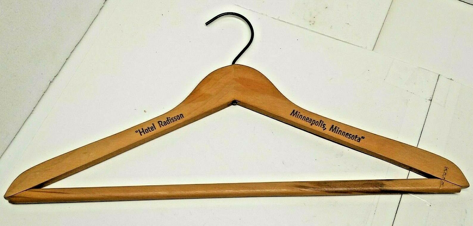 VINTAGE WOOD COAT HANGER HOTEL RADISSON MINNEAPOLIS M… Gem