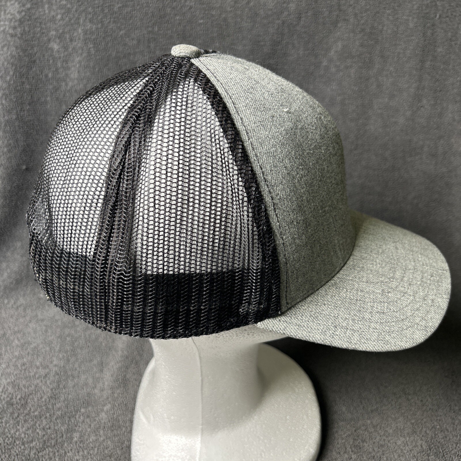 Oakley SnapBack Hat Gray Adjustable Cap Mesh Truc… - image 2