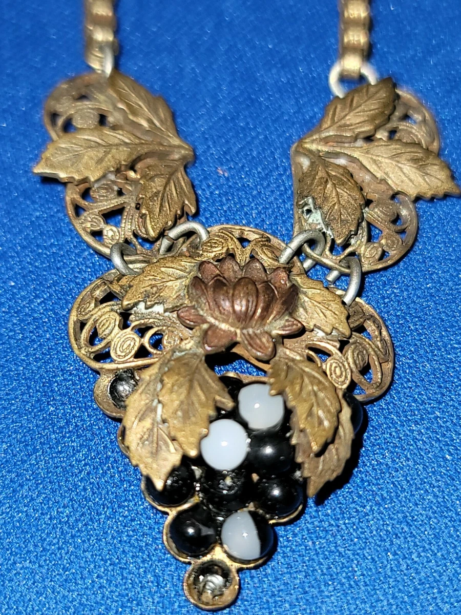 Vintage costume jewelry Victorian Book Chain And Mourning Grapes