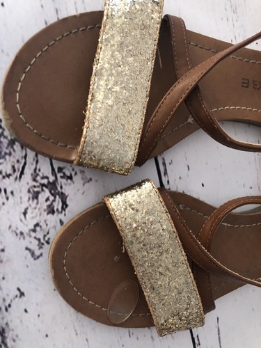 Rampage Glitter Sandals Sz 7.5 Gold Glitter Brown Flat Flip Flop Zip Back Strap - Picture 9 of 9