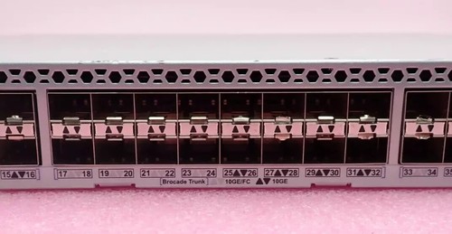Brocade VDX 6740 BR-VDX6740-48-R 48x 10GbE SFP+ + 4x 40Gb QSFP+ Ethernet Switch - Afbeelding 3 van 8
