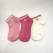 ALO Yoga 3 Pair Socks Unisex Half-Crew Throwback White - Pink - Rose NWT