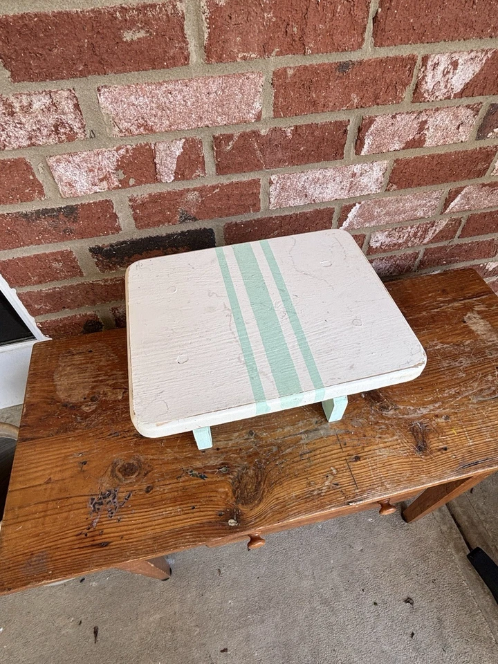 Деревянный табурет Step. Искусственно состаренная французская полоса белый зеленый 11 X 9 x 8 - Изображение 4 из 4