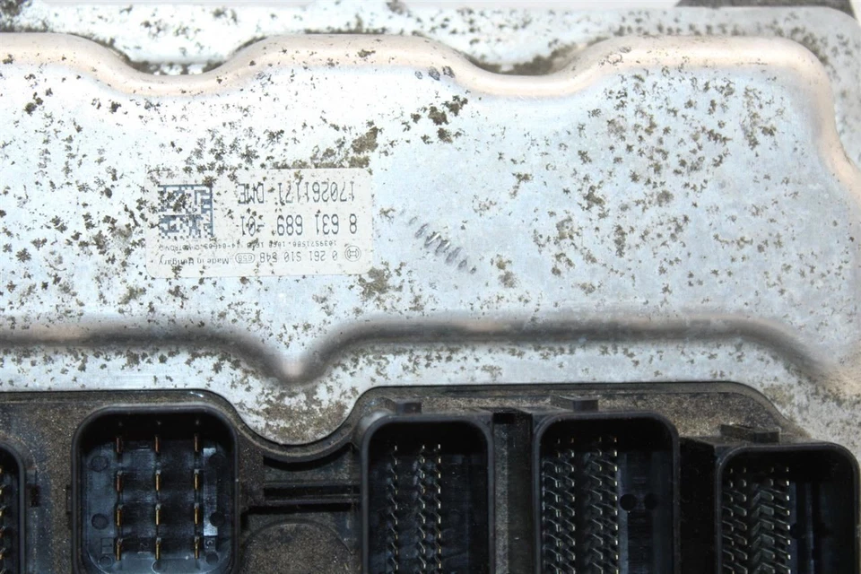 ORDENADOR ECM ECU BMW 320i 328D 328i 528D 528i 13 14 15 863168901 1373306 Foto 2 de 4