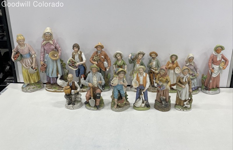 16pc Homco Porcelain Peasant Farm People Figures Lot