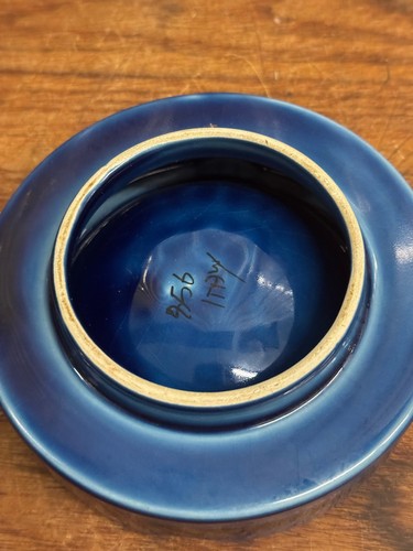 Cenicero de cerámica azul italiano vintage de mediados de siglo hecho en Italia - Imagen 5 de 6
