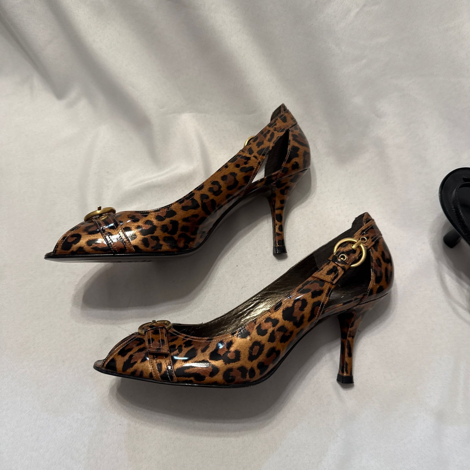 Stuart Weitzman - image 3