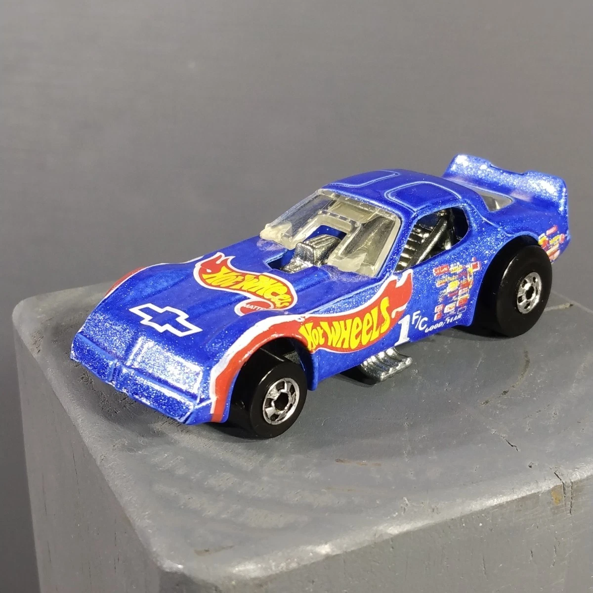 Hot Wheels 1977 Funny Car In Vintage Manufacture Diecast Cars