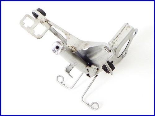 HONDA 1992 NSR250R SE MC21 Genuine Meter Stay - Picture 3 of 5