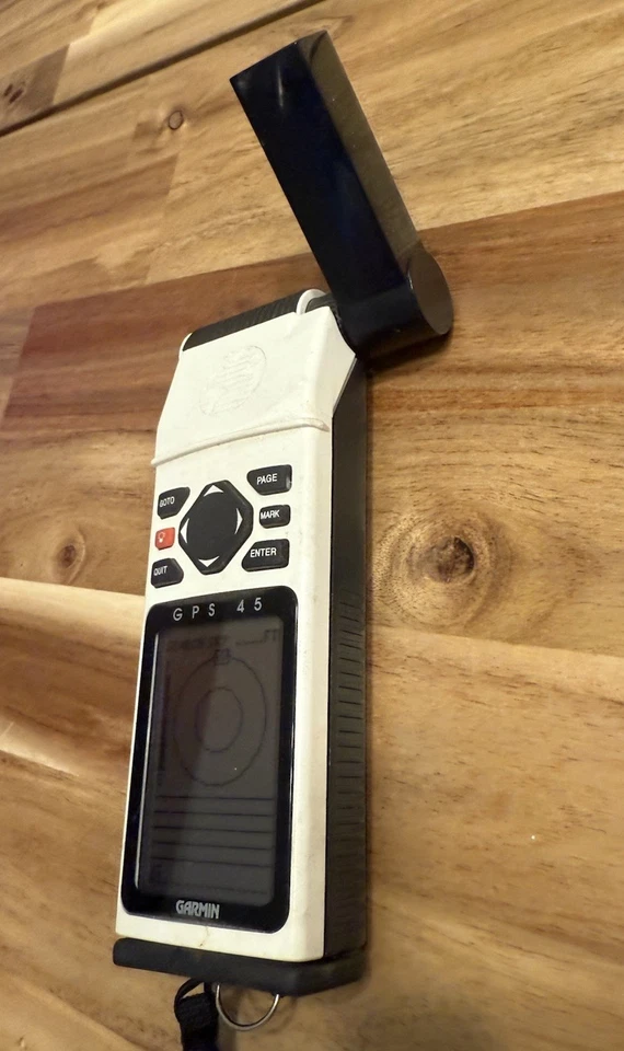 GARMIN MARINE GPS 45 PERSONAL NAVIGATOR - MOBILE HIKING BIKING GEOCACHING - Image 4 of 4