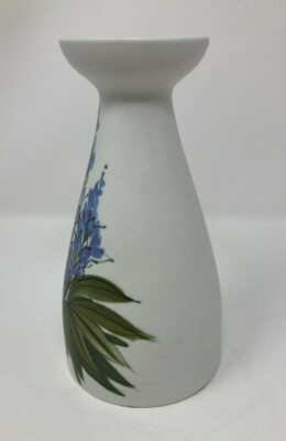 Vintage Arabia Finland HLA Hikka Liisa Ahola Lupine Vase 7