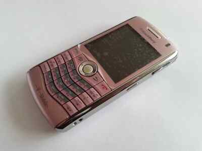 BLACKBERRY PEARL 8110 PINK NEU+OVP+32GB KARTE+VIELE EXTRAS+RECHNUNG+DHL VERSAND