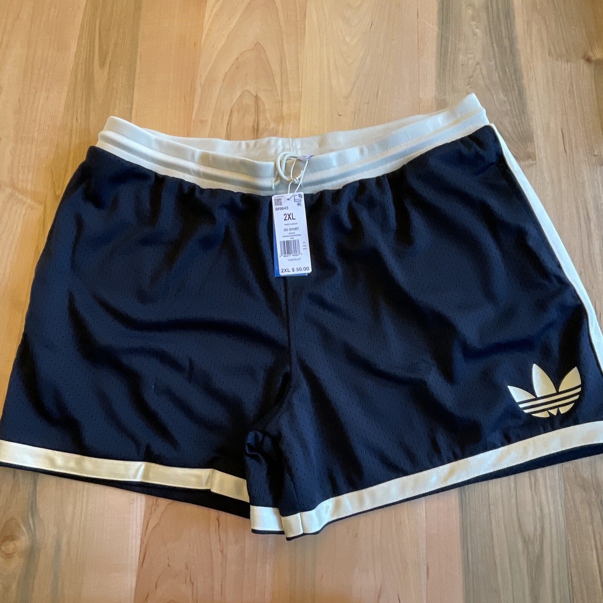 ★★Adairs★★ OG Shorts Black IM9643 adidas Unisex OG short Black IM9643 Size 2XL Black New W