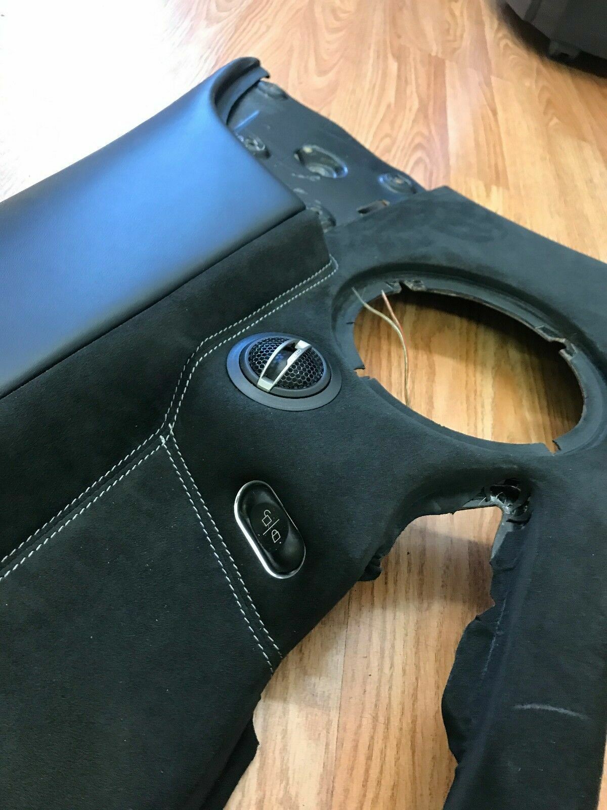 LAMBORGHINI MURCIELAGO DRIVER SIDE DOOR PANEL ASSEMBLY OEM 0072013469