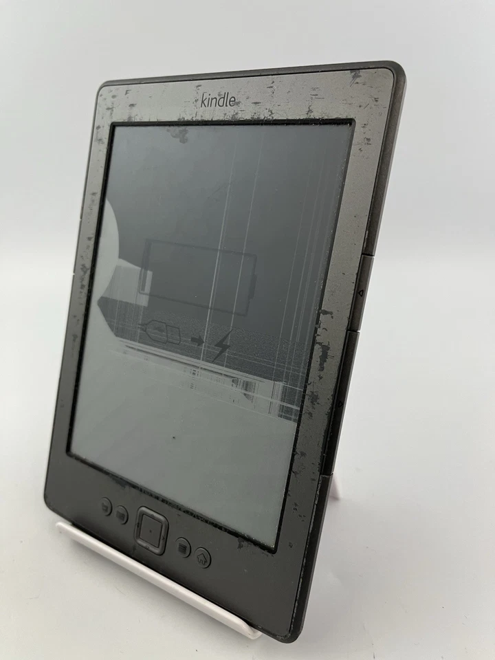 Amazon Kindle 4th Gen D01100 Grey eBook Reader Wi-Fi Spares And Repairs #D - Image 4 of 4