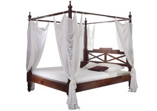 Doppelbett Himmelbett Holzbett Massivholzbett 200x200 Holz Akazie massiv braun