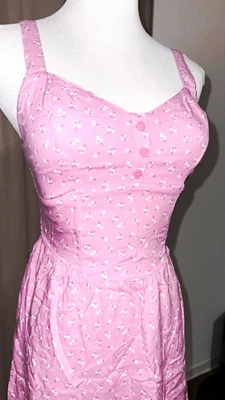 Hollister Damen Trägerkleid Rosa Blumen V-Ausschnitt Knopfleiste verstellbar XS - Bild 1 von 4