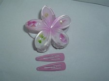 PINK  WHITE PLASTIC FLOWER HAIR CLAW CLIP  SNAP BARRETTES UP DO HAIR ACCESSORY