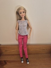 Barbie 100 Poses Flat To Heels Doll Original Outfit Shoes Articulated Mattel