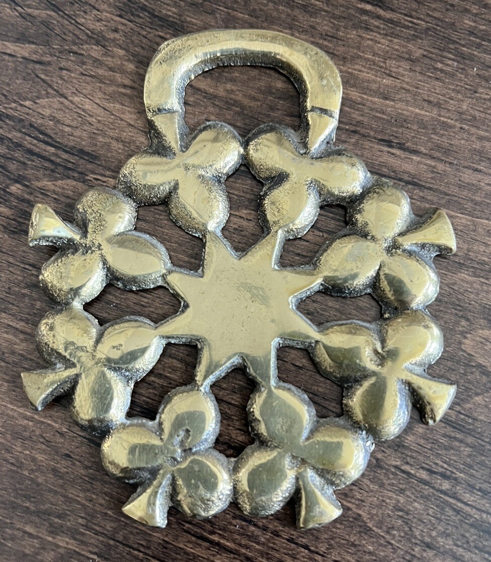 Picture 1 of 3