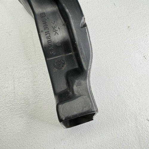 2003-2009 Mercedes Benz W211 E Class Air Duct Front Lower Center 2118312246 - Picture 3 of 14