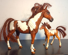 Kid Kore 2000 Mare And Pony Plastic Brown white Model Horses 6.75 In Figures