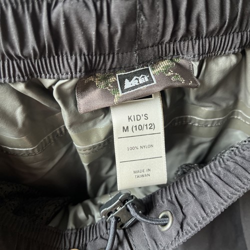 REI Youth Black Elements Naturally Rugged Hiking Nylon Pants Zip Pocket M 10-12 - Picture 2 of 9