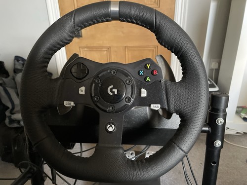 Logitech G920 Full SIM Rig PC/Xbox Compatible Cockpit Steering Wheel and Pedals