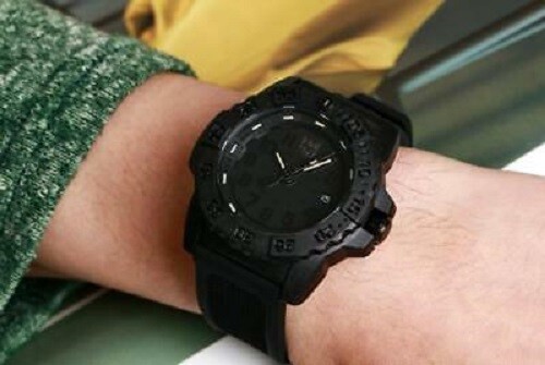 ルミノックス 3500-1GBq H-3 LX-200 LUMINOX ルミノックス 3500 1GBq H 3 LX 200 中古 クオーツ