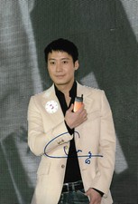 Leon Lai signed 8x12 inch photo autograph Leon Lai signed 8x12 inch photo autograph