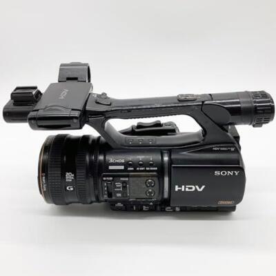 Sony HVR-Z5J HDV Camcorder MiniDV Color Black 3CMOS Sensor Good