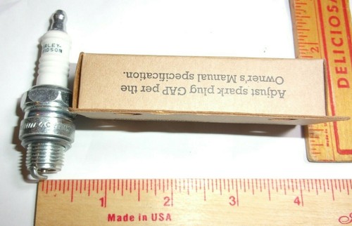 Harley spark plug vintage motorcycle collectible accsy old MC garage memorabilia - Afbeelding 3 van 5