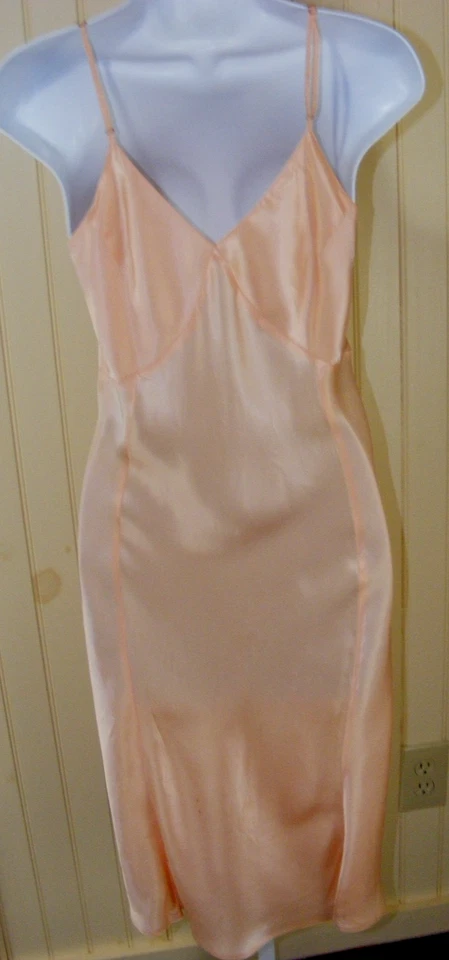 VESTIDO AÑOS 30 SLIP MELOCOTÓN SATINADO CORTE BIA ALETA ERABARBARA LEE TALLA 33 DBL taza de tela Foto 4 de 4