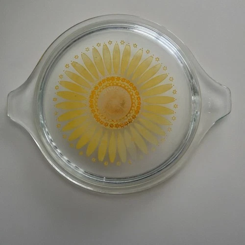 Vintage PYREX Casserole Dish Lid Only Daisy Sunflower 470-C Clear Glass Yellow