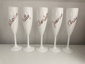 bridesmaid champagne glasses