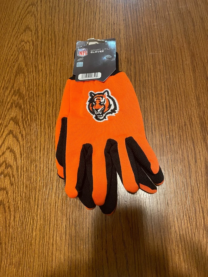 NFL-Wincraft NFL Two Tone Cotton Jersey Gloves- Pick Your Team - FREE SHIPPING - Image 3 of 4