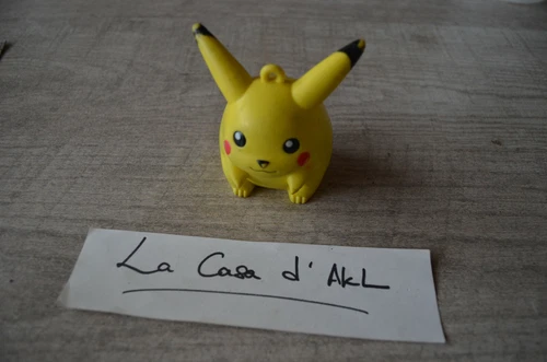Figurine Pikachu (potentiel porte clé) - Pokémon Nintendo - 1999