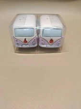 Old East Main Co. Good Vibes Van Salt And Pepper Shakers New in Box A2
