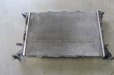 Audi A4 8K B8 2,0 TDI Wasserkühler Motorkühler 8K0121251R