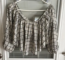 Sage Blouse Crop 3/4 Puffy Sleeve Ivory Black Sz S Brand New w/Tags Boutique