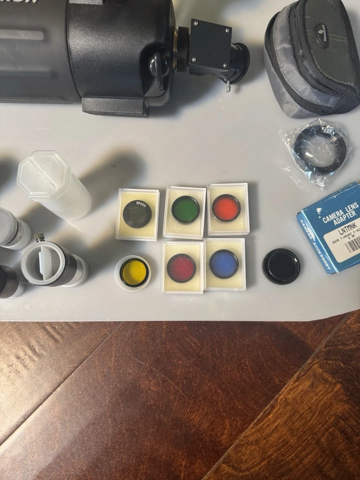 Celestron C90mm Maksutov Spotting Scope #52265 with Heavy Duty Tripod + Extra’s - Image 4 of 4